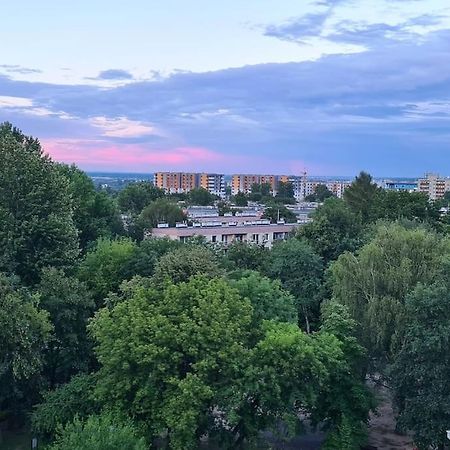 Ferienwohnung Uroczy, Jasny Apartament Oraz Bezplatny Parking! Krakau Exterior foto