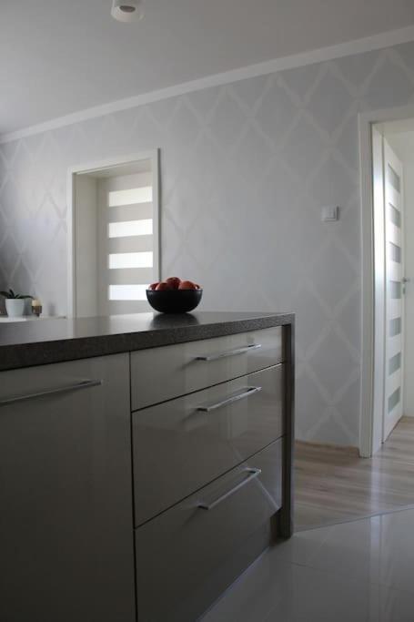 Ferienwohnung Uroczy, Jasny Apartament Oraz Bezplatny Parking! Krakau Exterior foto